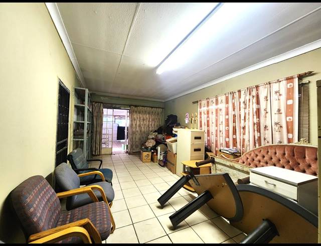 3 BEDROOM HOUSE FOR SALE IN THREE RIVERS